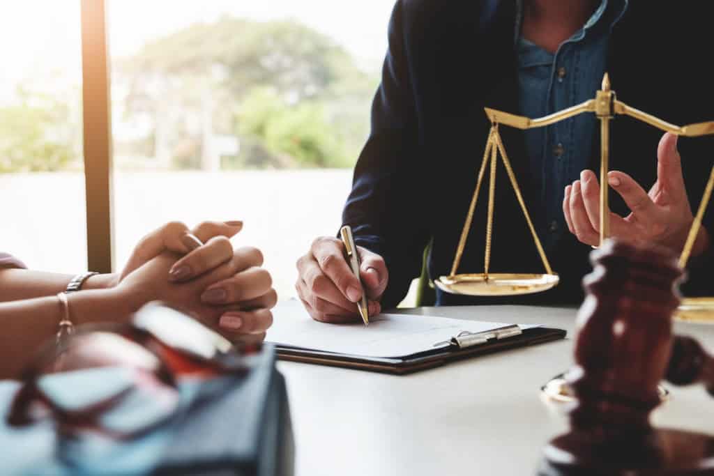 Court Applications vs. Mediation: A Less Stressful Path with EH Mediation Kensington & Chelsea